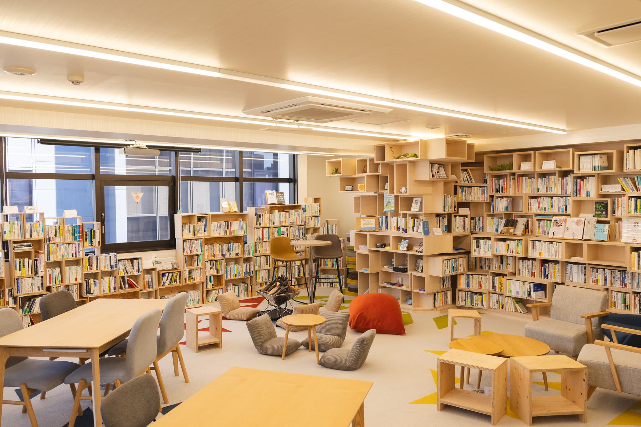 北海道の中小企業が組織の「暗黙知」を形式知に変える方法——ベテランの頭の中にある宝を組織の財産にする